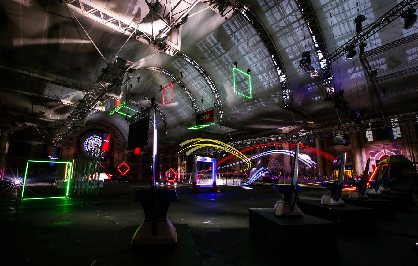 Game drone / VR Indoor Drone Multivisions